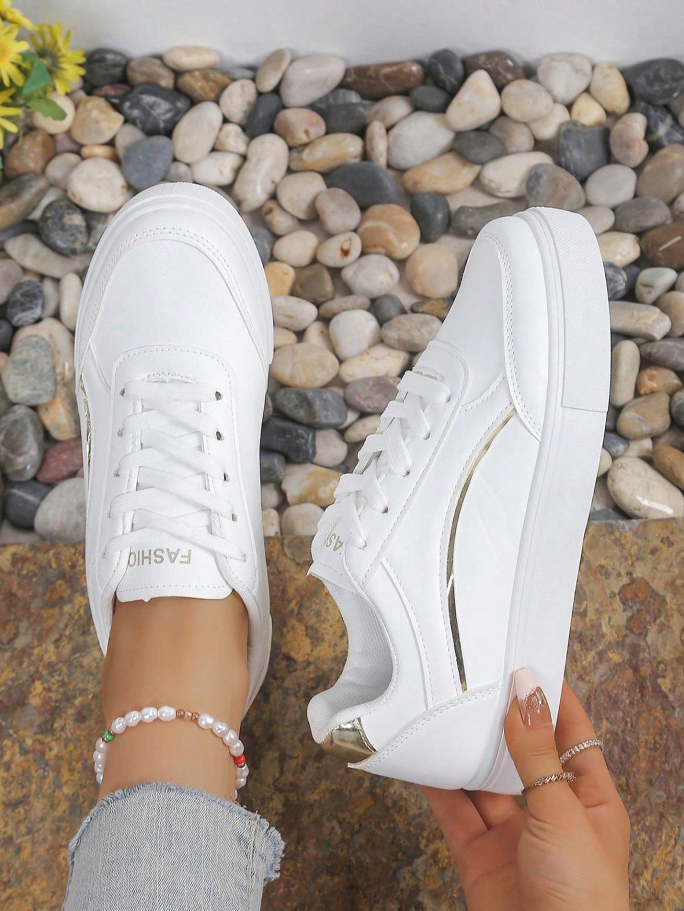 Sepatu Sneakers Kasual Wanita  - Running Gear For Women ulasan dan harga